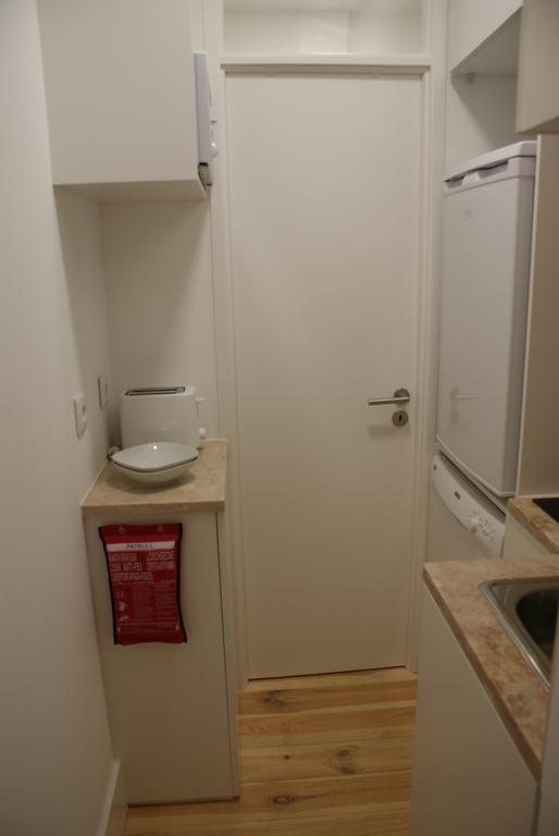 Vr Martim Moniz Apartment Lisbon Bagian luar foto
